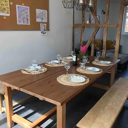 Maison Sur La Place Du Village D'ourville En Caux * Ourville-en-Caux