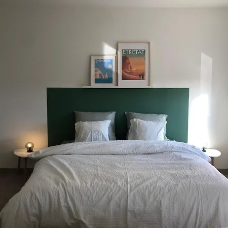 Maison Sur La Place Du Village D'ourville En Caux *